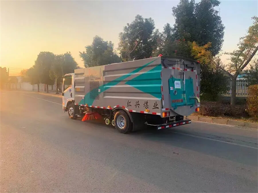 ISUZU 8 CBM Road Sweeper Truck