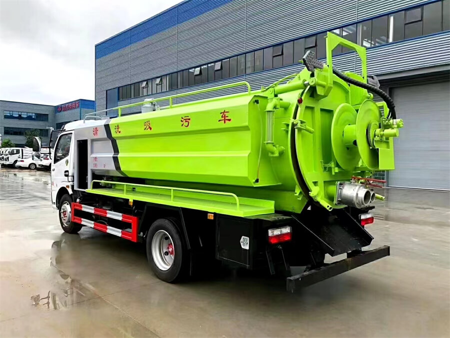 Dongfeng 8cbm Jetting Vacuum Sewer Sludge Cleaning Sewage Suction Truck
