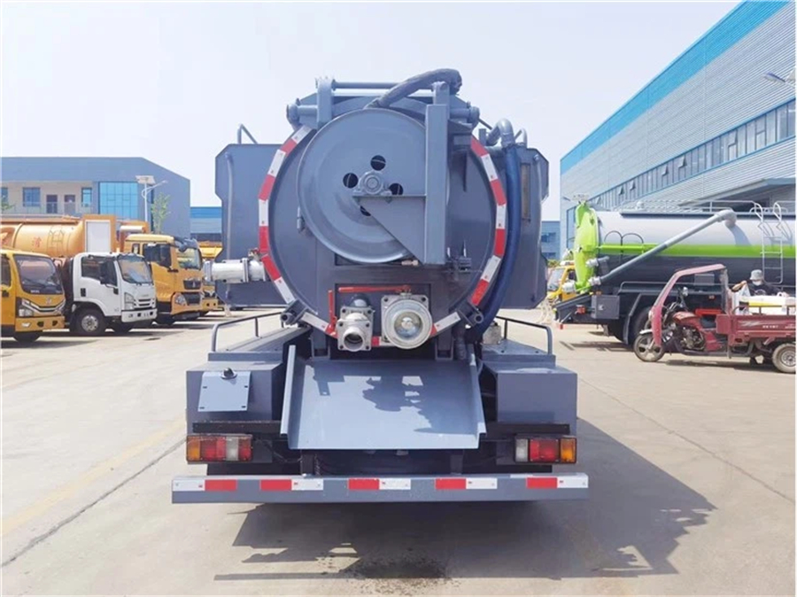 ISuzu 4X2 5000litres 5cbm 6wheelers Sewer Septic Tank High Pressure Combined Water Jetting Truck