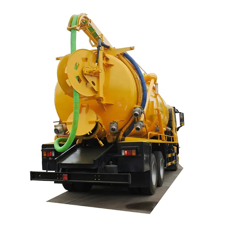 ISUZU GIGA 6X4 18000 Liters High Pressure Jetting Vacuum Sewer Sludge Cleaning Tank