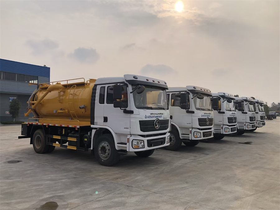 Shacman 4X2 12cbm 12ton Vacuum Sewage and Fecal Suction Tank Truck