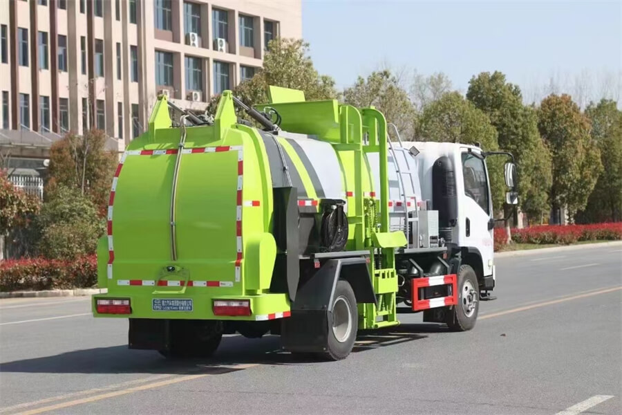 SHACMAN 5 Cubic Kitchen Waste Garbage Truck