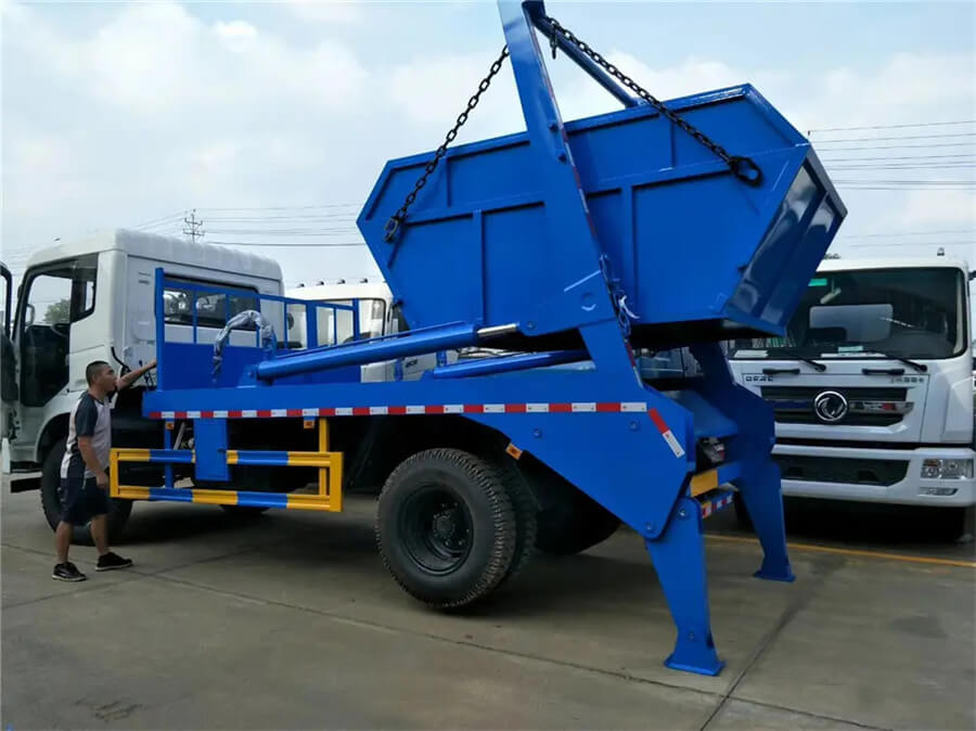 Dongfeng 12 Tons Skip Lift Garbage Truck