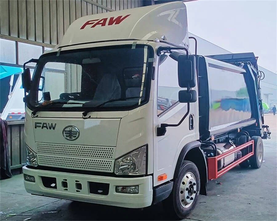 FAW 8000 Liters 8 Cbm Compactor Garbage Truck