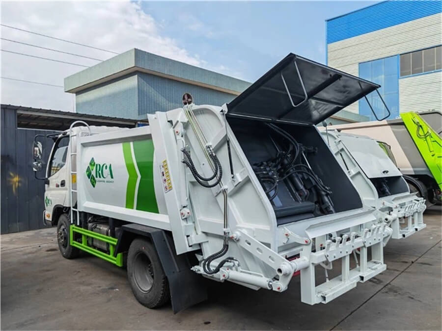 Foton 6cbm Compactor Garbage Truck