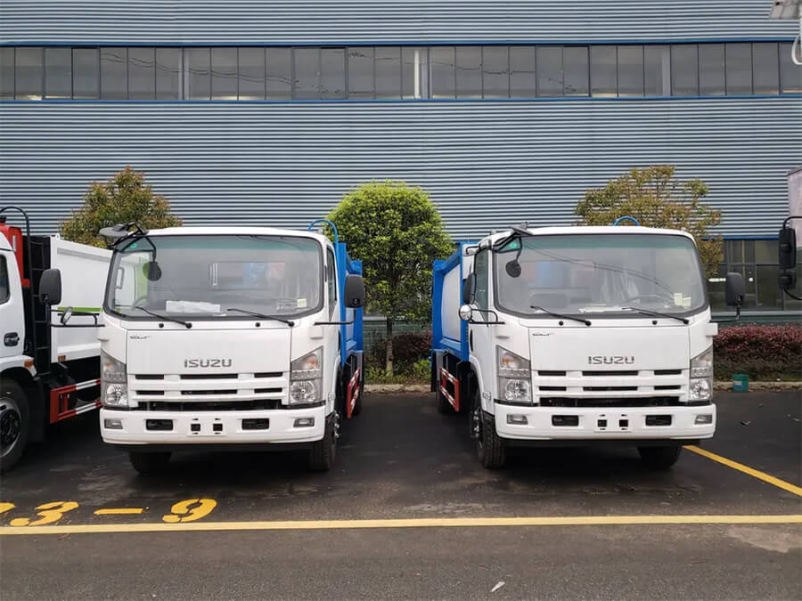 4X2 7ton 8CBM Bin Lifter Garbage Compactor Truck