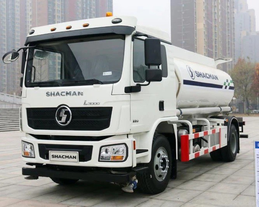 SHACMAN 4x2 10000 Litres Water Distribution Truck