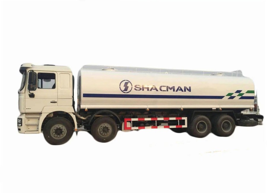 8x4 SHACMAN 25000 Litres Water Distribution Truck