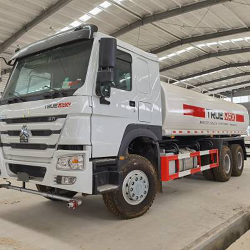 6x4 Sinotruk Howo 20ton 20000liters Water Sprinkler Truck
