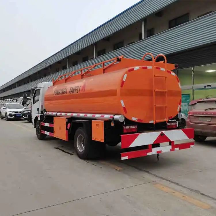 Dongfeng 5000Liters Oil Dispenser Truck