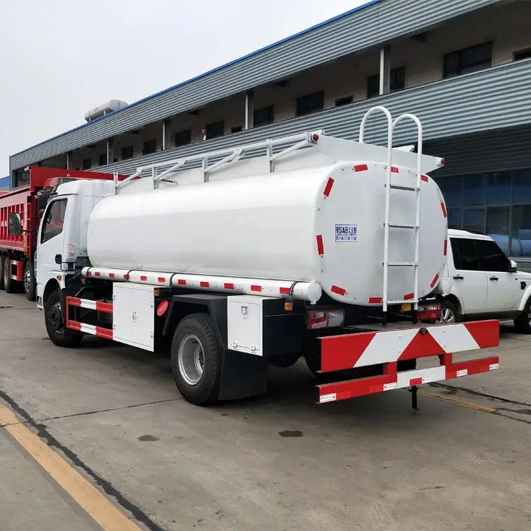 Dongfeng 5000Liters Oil Dispenser Truck
