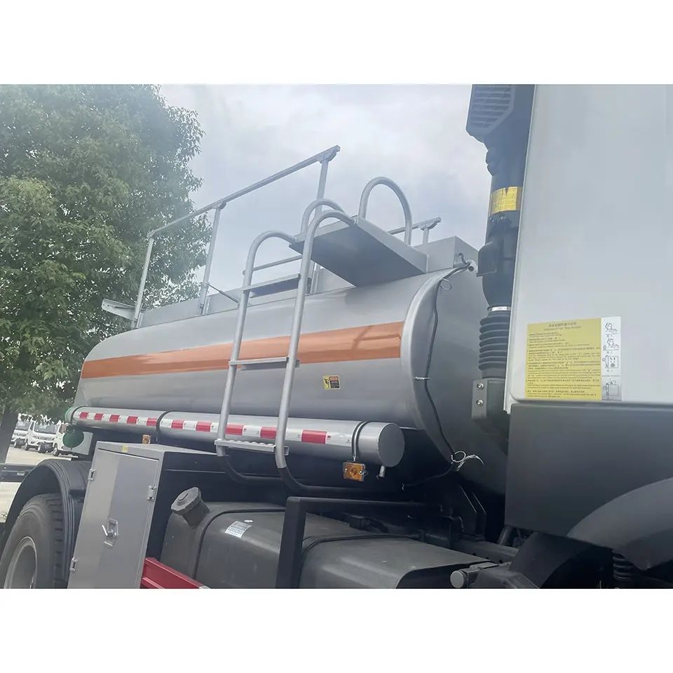 HOWO 10m3 Fuel Tank Truck