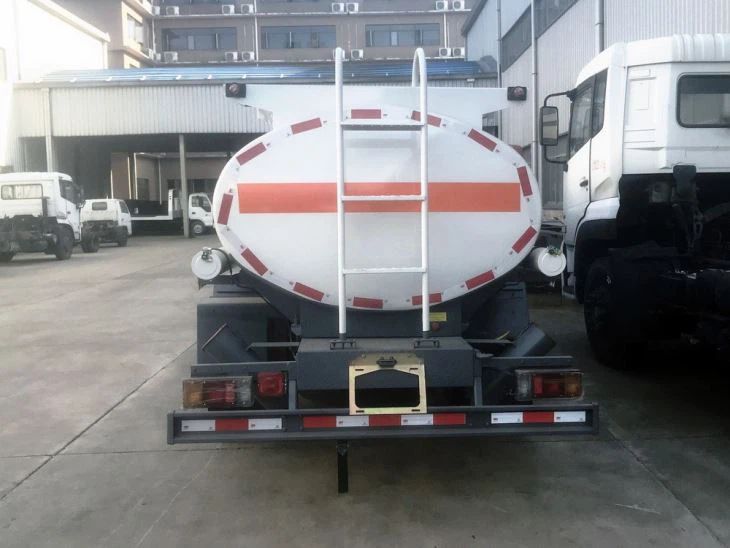 ISUZU 8 Tons Fuel Tank Truck