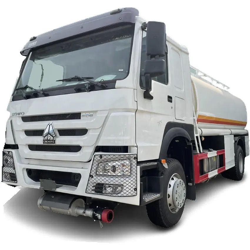 SINOTRUK HOWO 14000L Oil Tank Truck