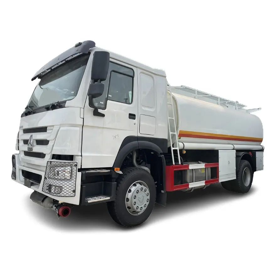 SINOTRUK HOWO 14000L Oil Tank Truck