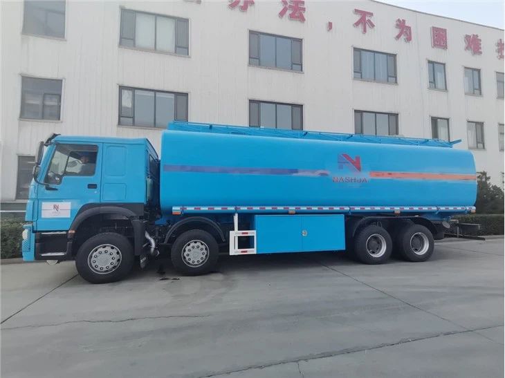 CNHTC HOWO 371HP 35m3 Fuel Delivery Truck