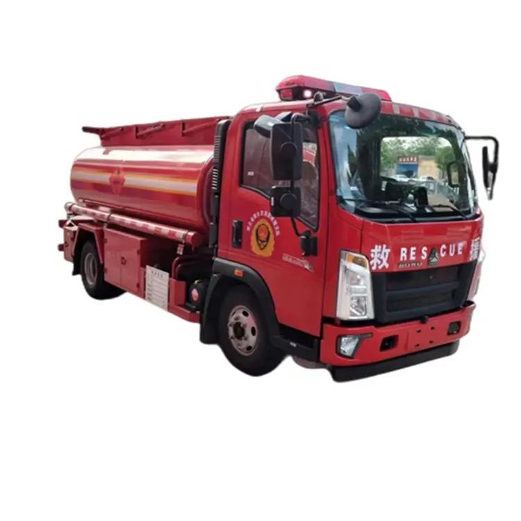 Sinotruk Howo 5000L Diesel Fuel Tanker Truck