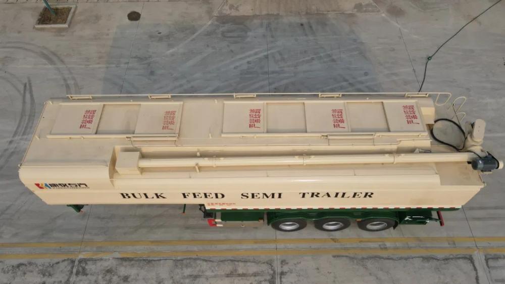11meter Bulk Feed Trailer Equipped with Auger Conveyor