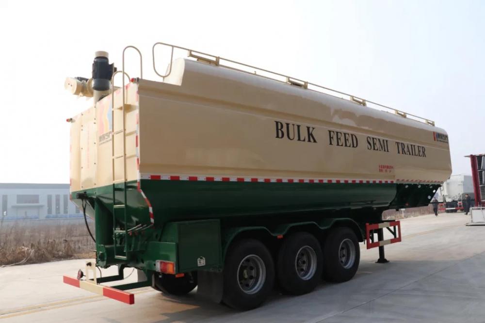 11meter Bulk Feed Trailer Equipped with Auger Conveyor