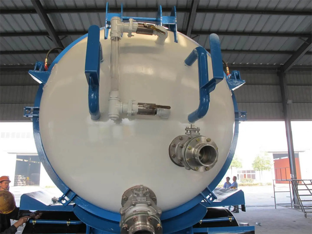 3 Axles 28cbm 28000 Liters Pressure Vacuum Tanker Truck Trailers with Diesel Generator