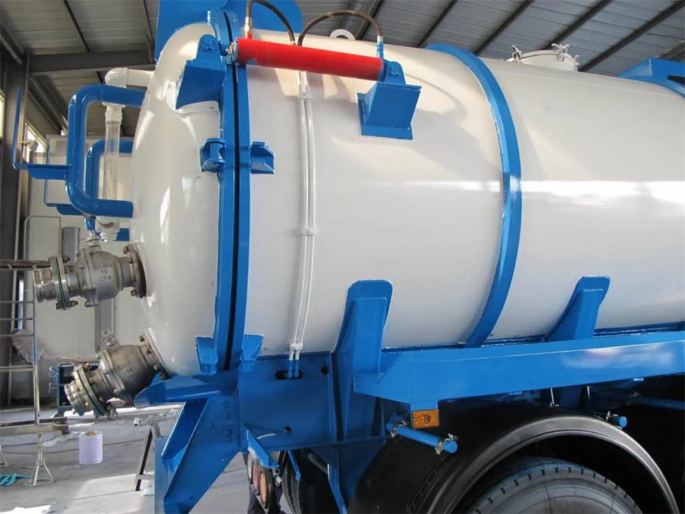 3 Axles 28cbm 28000 Liters Pressure Vacuum Tanker Truck Trailers with Diesel Generator
