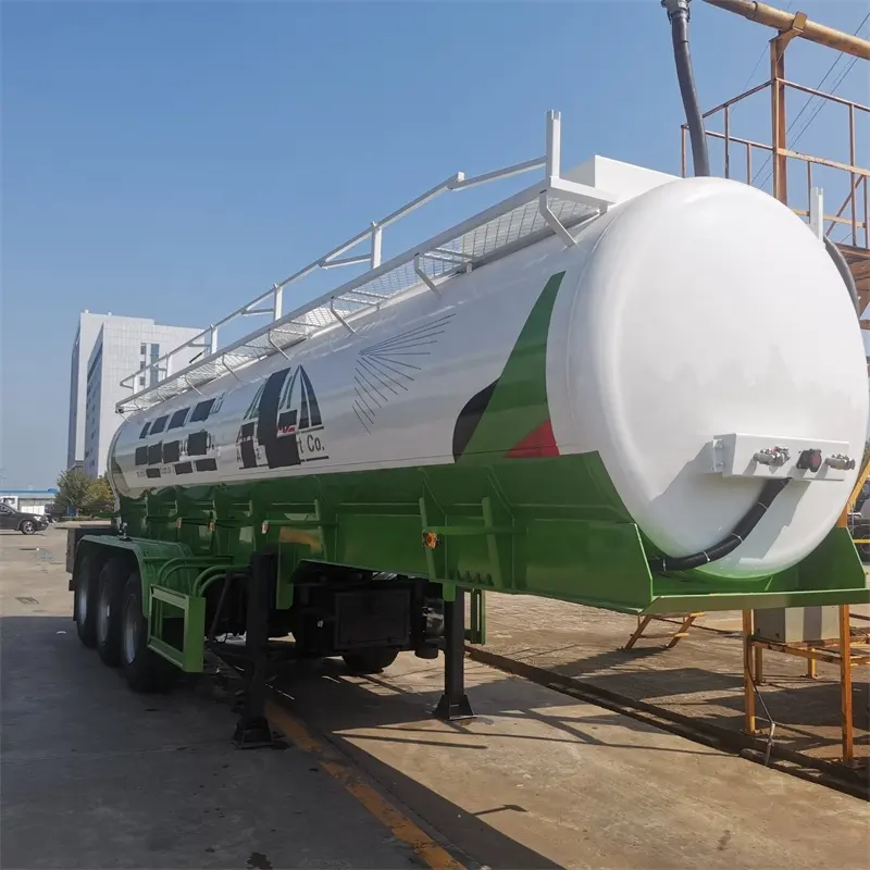 3 Axles Acid Chemical Solvent Solution Liquid Heavy Duty Tank Semi Trailer with PE Inner Lining