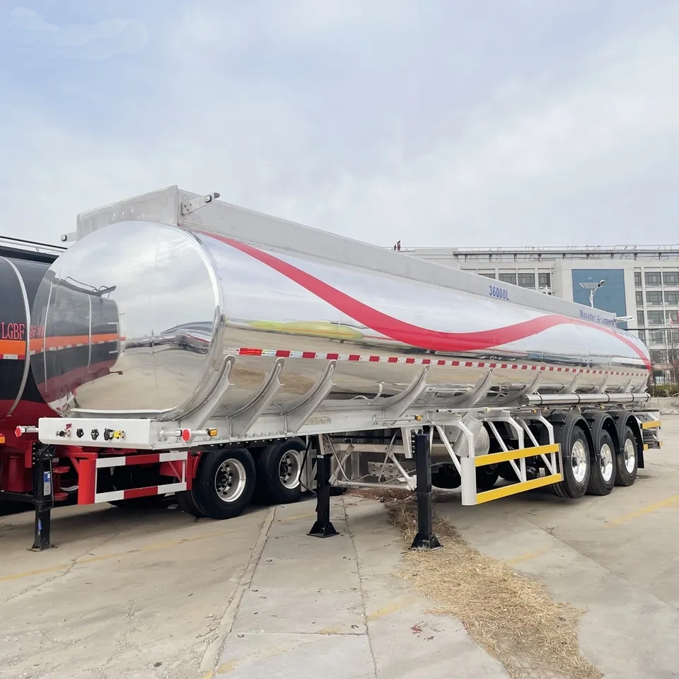 3 Axles 9200gal 35000 Liters Aluminum Alloy Mirror Face Diesel Oil Tanker Trailer