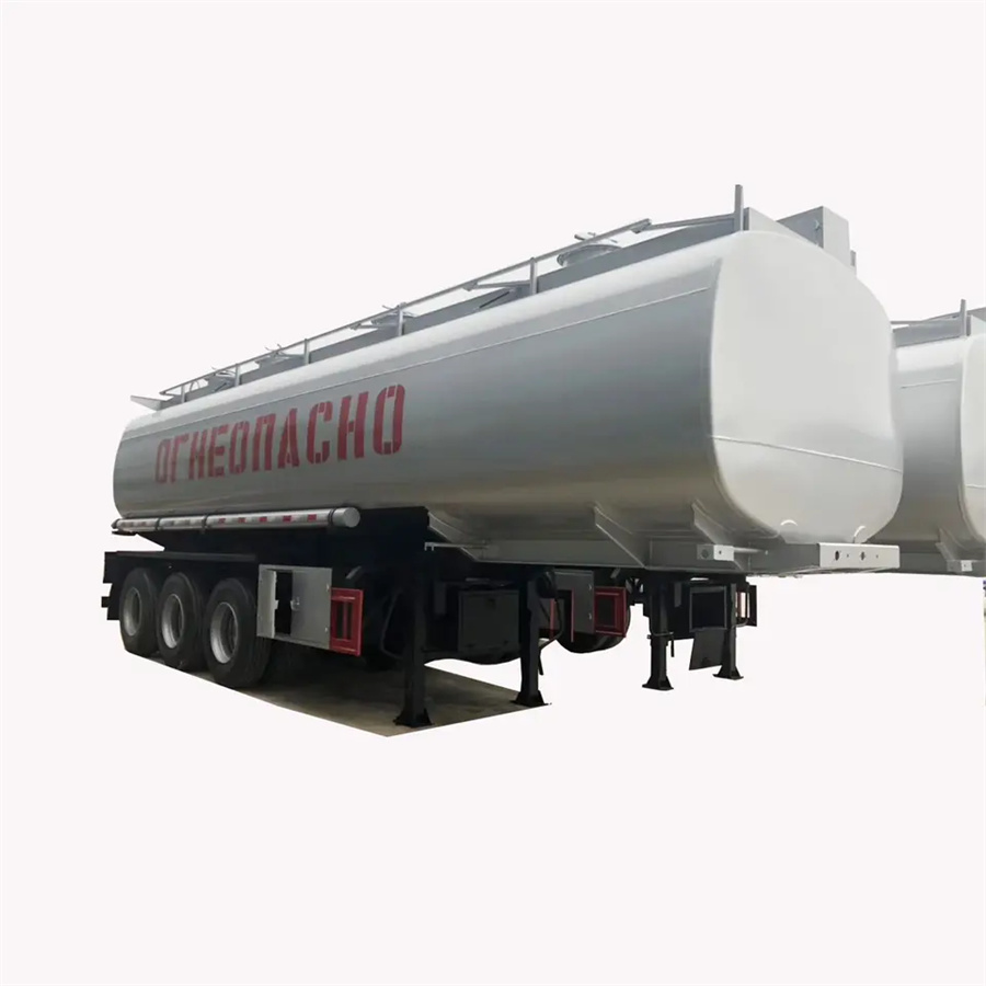3 Axle 32cbm 32000liter Good Quality Carbon Steel Tank Trailer with 4 Compartment