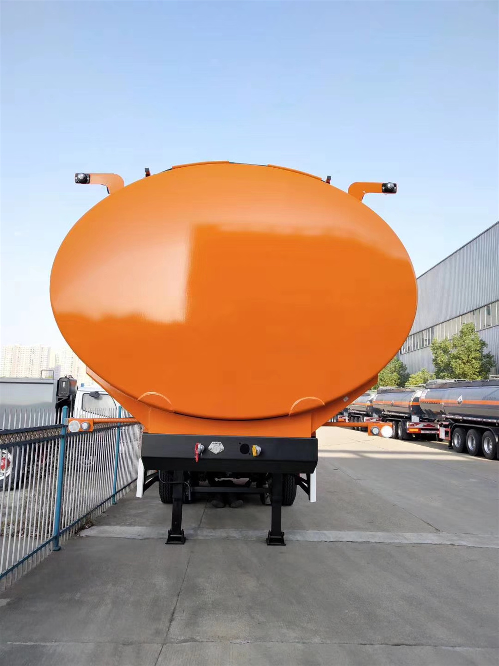 2 Axle 37cbm 37000liter Good Quality Carbon Steel Tank Trailer Diesel Oil Tanker Trailer