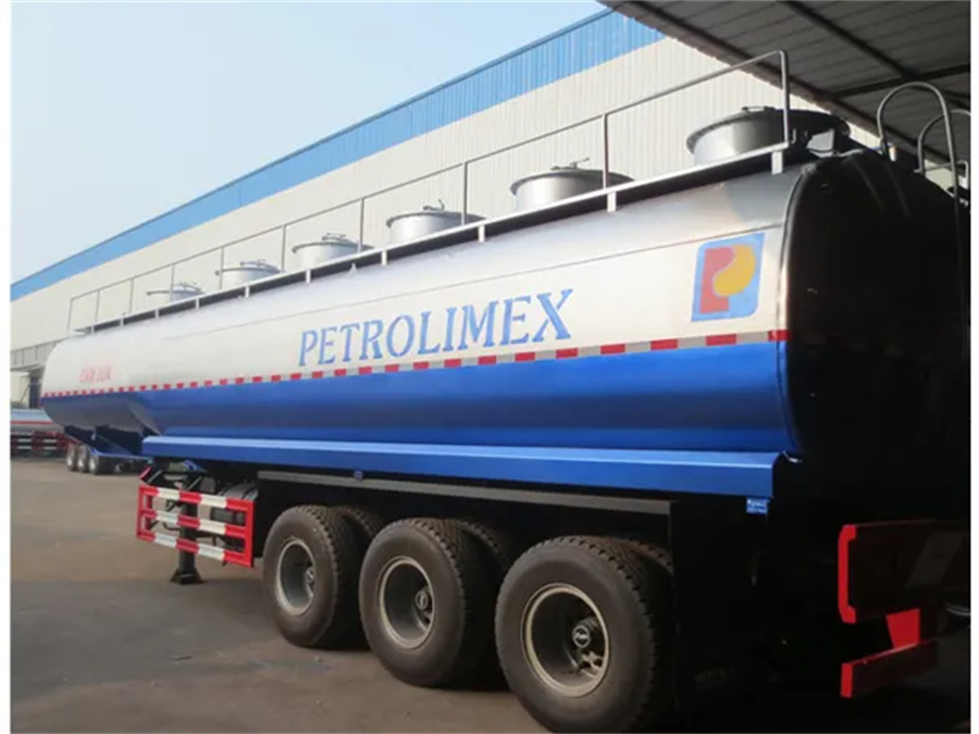 3 Axle 43cbm 43000liter Good Quality Carbon Steel Tank Trailer with 6 Compartment