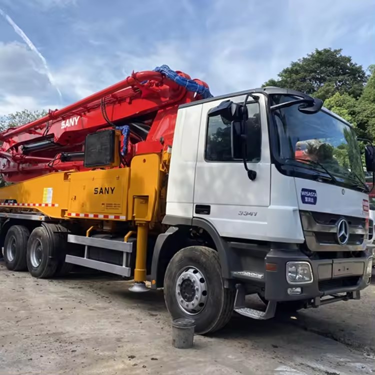 Mercedes-Benz 43m Mounted Concrete Mixer Pump Truck