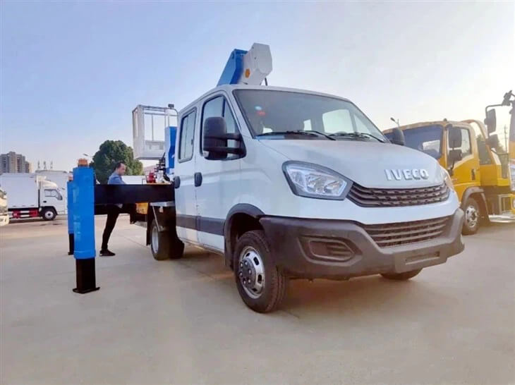16m Man Lifter Truck Iveco